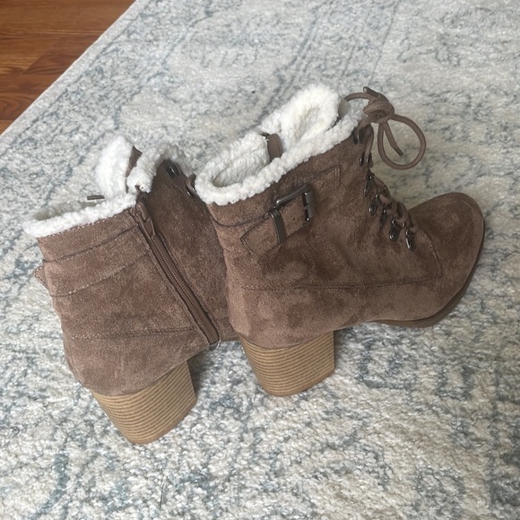 Booties - Picture 5 of 5